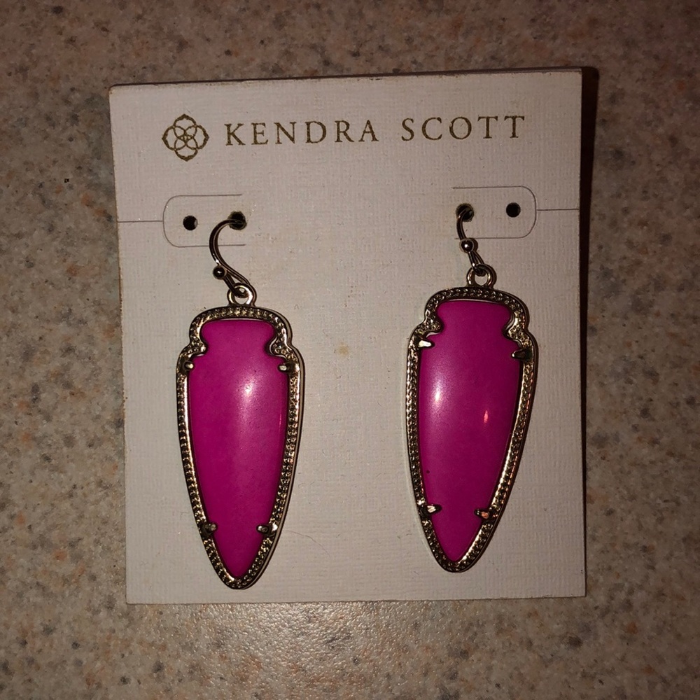 Kendra Scott hot pink earrings